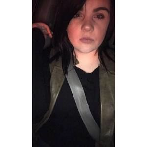 Meet your Posher, Courtney